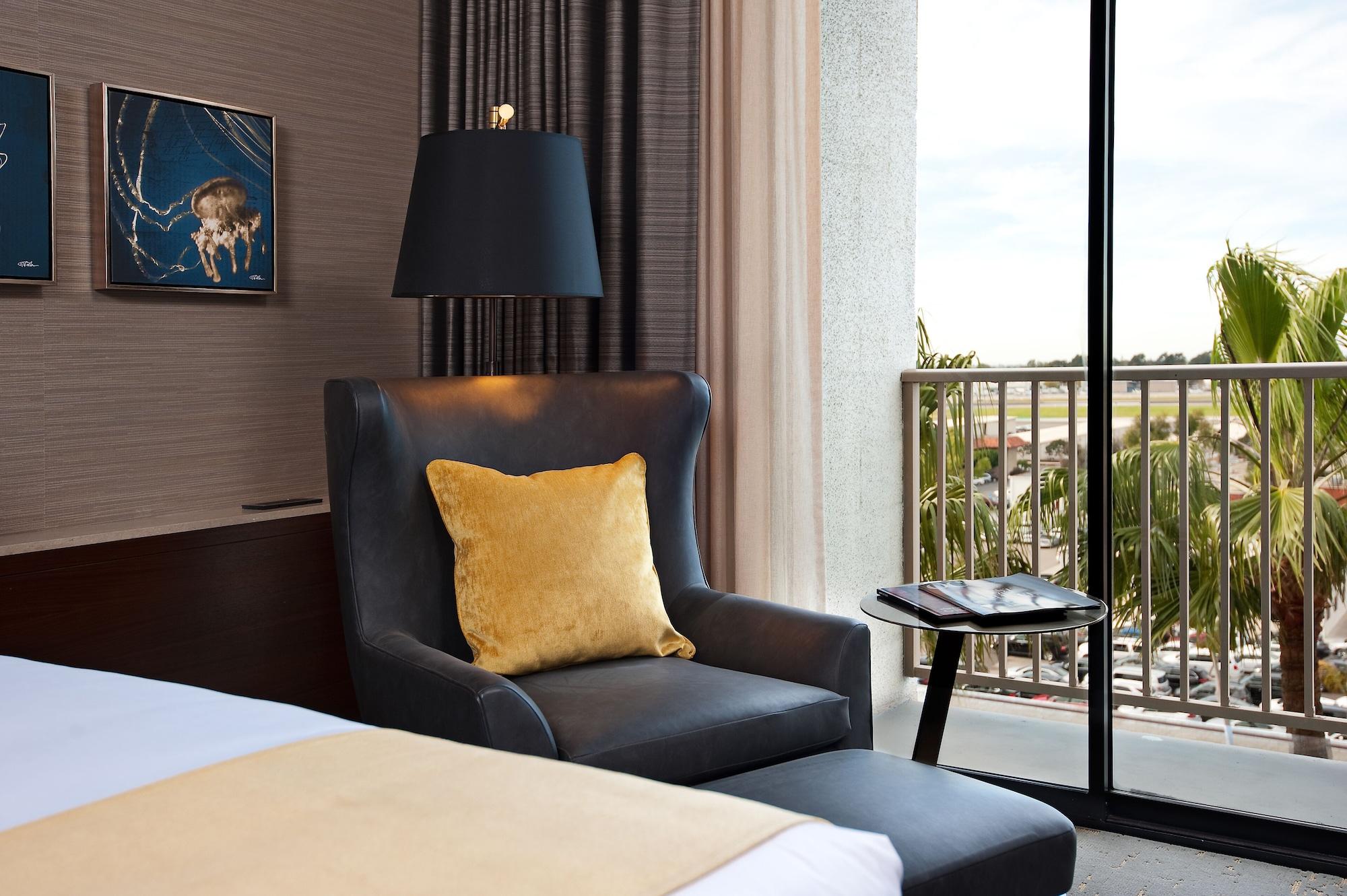 Hotel Hyatt Regency Newport West 4*