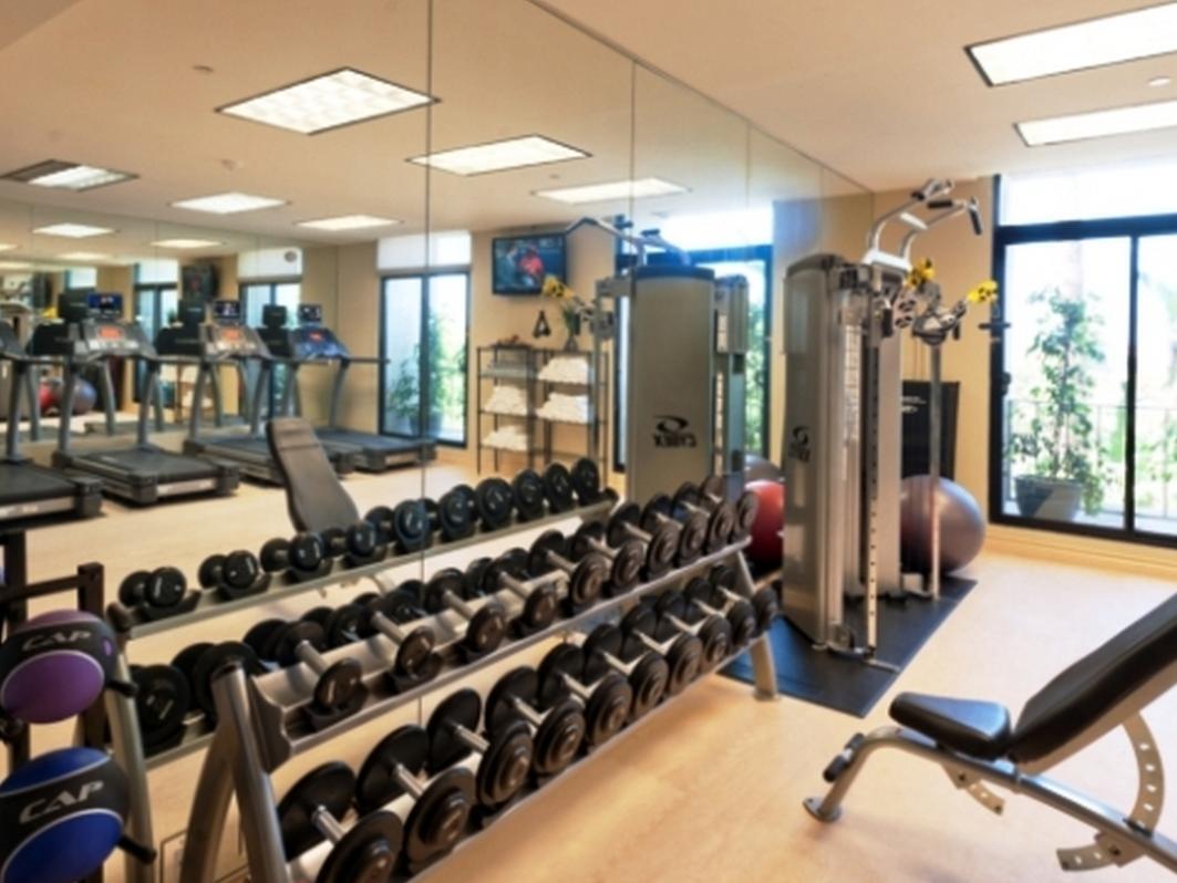 Hyatt Regency West Hotel 4*