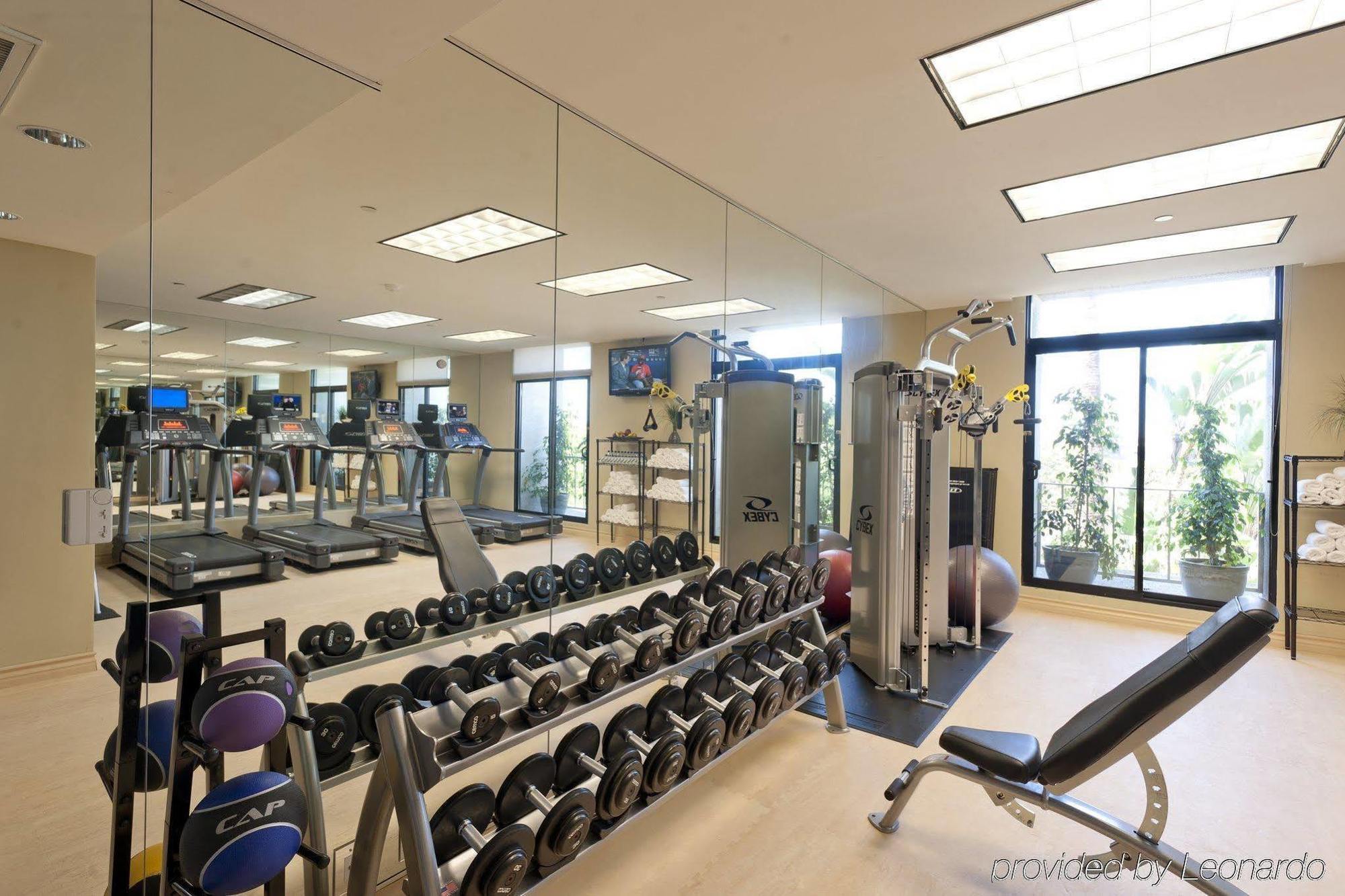 Hyatt Regency West Hotel 4*
